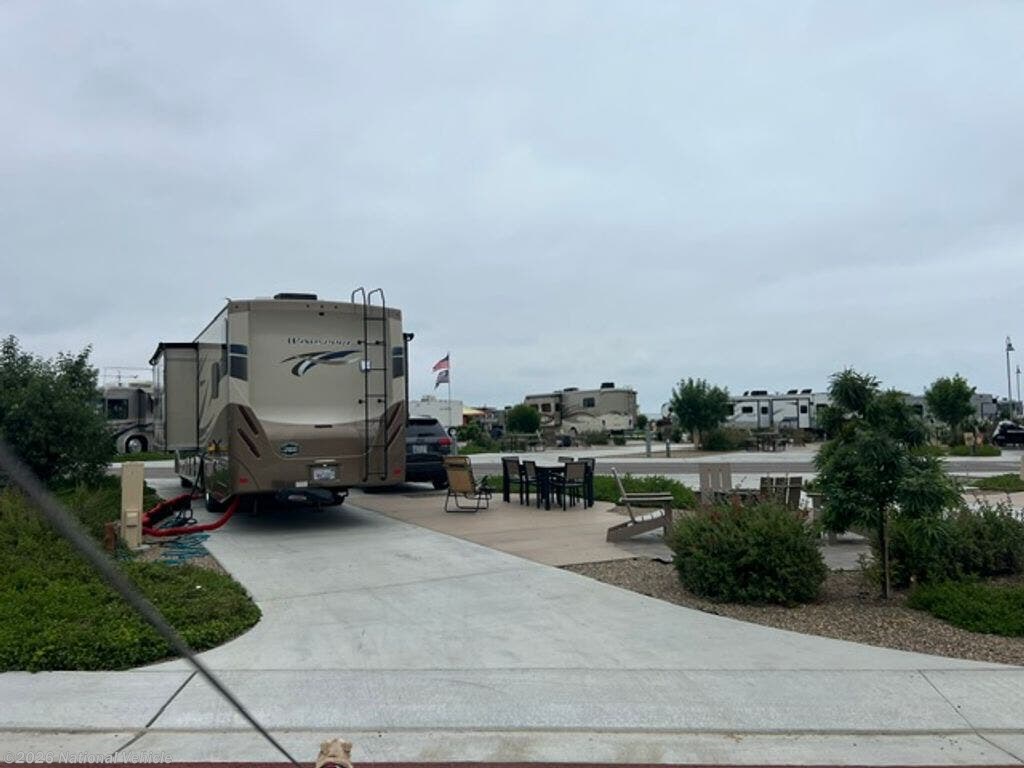 2017 Windsport 35C by Thor Motor Coach from National Vehicle in San Diego, California
