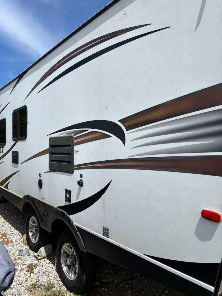 2014 Keystone Bullet Ultra Lite 204RB - Used Travel Trailer For Sale by National Vehicle in Oak Ridge, Tennessee