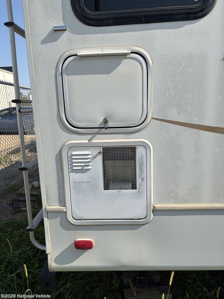 Used 2013 Keystone Montana Mountaineer 295RKD available in Lincoln, Nebraska