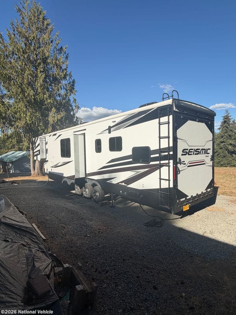 2025 Jayco Seismic 395 - Used Toy Hauler For Sale by National Vehicle in Colton, Oregon
