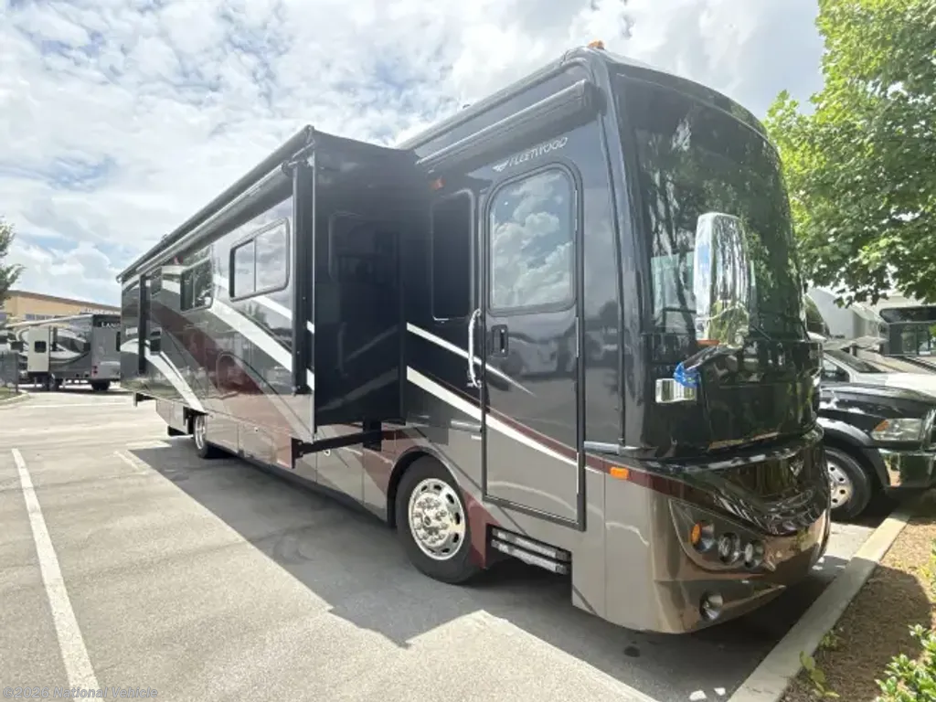 2014 Fleetwood Expedition 38B - Used Class A For Sale by National Vehicle in Estill Springs, Tennessee