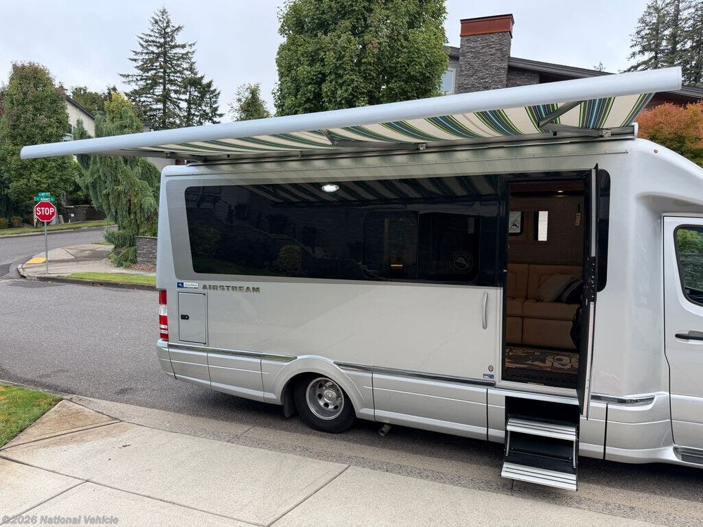 2024 Airstream Atlas Murphy Suite Tommy Bahama - Used Class C For Sale by National Vehicle in Camas, Washington