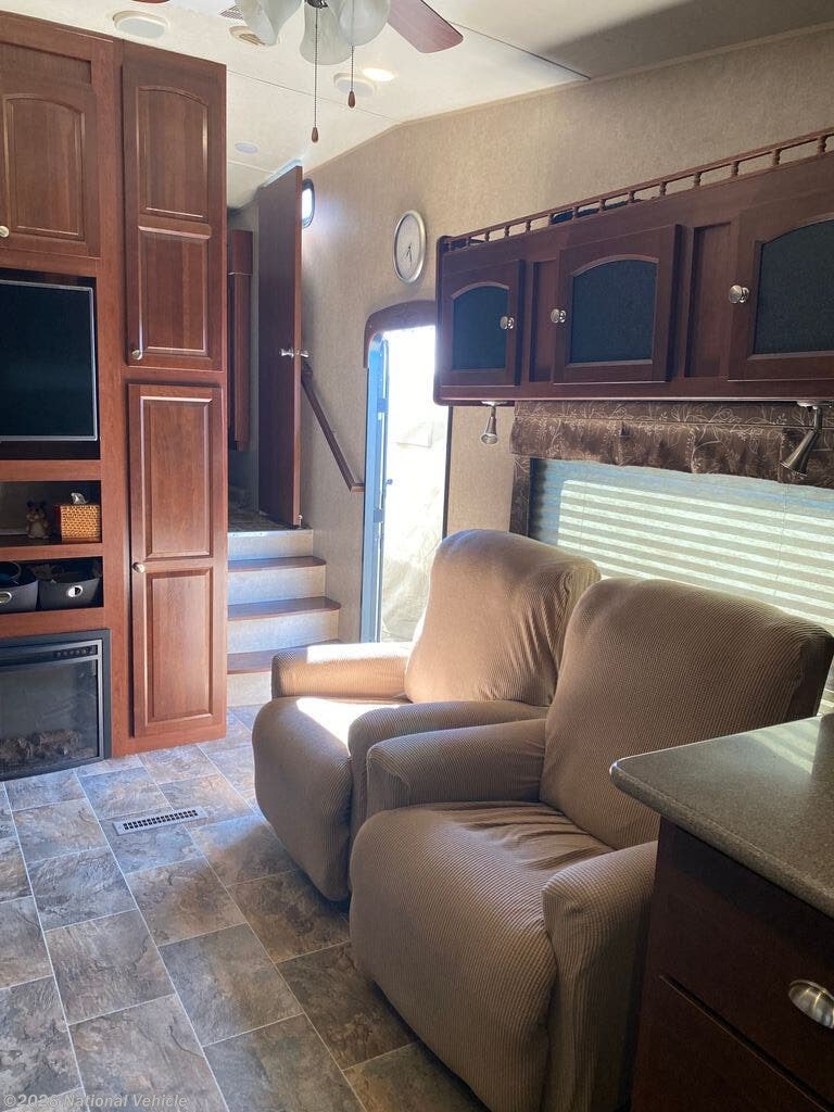 2017 Rockwood Signature Ultra Lite 8280WS by Forest River from National Vehicle in Placerville, California