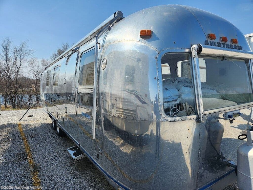 1975 Airstream Sovereign 31 - Used Travel Trailer For Sale by National Vehicle in Lincoln, Nebraska