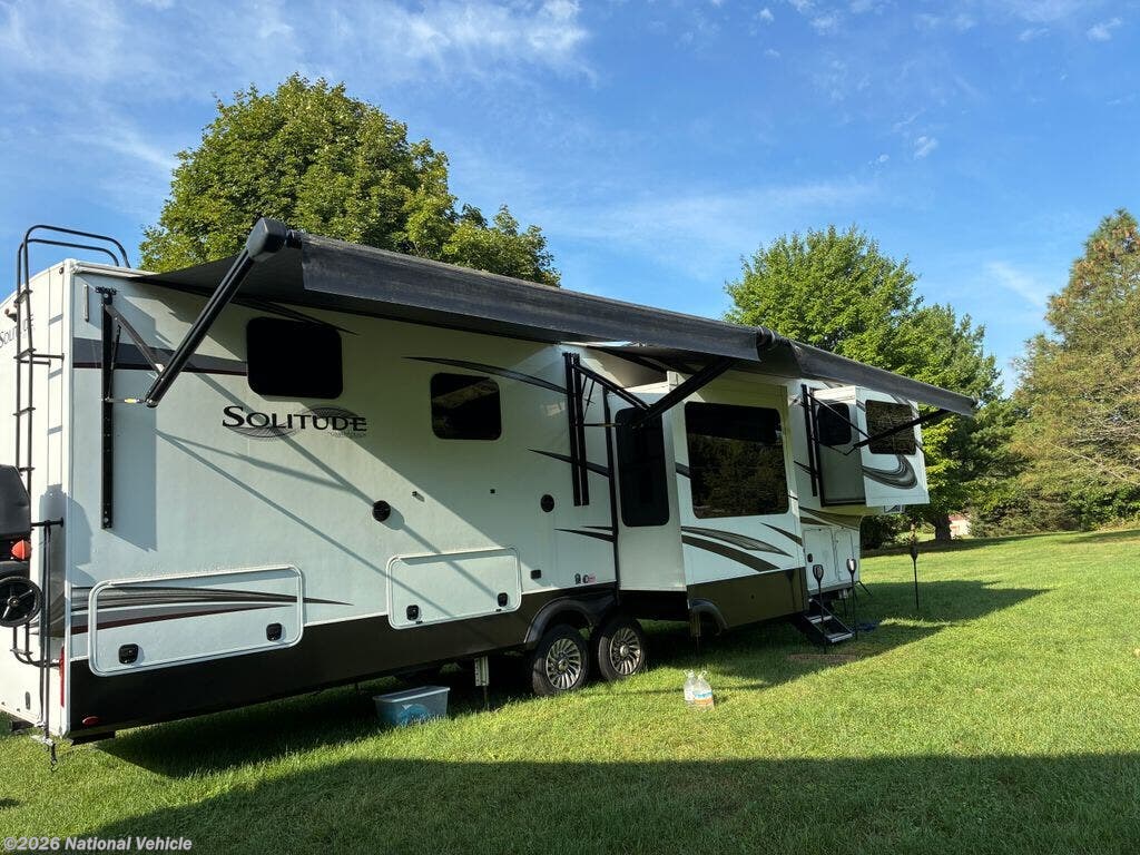 2022 Grand Design Solitude 380FL - Used Fifth Wheel For Sale by National Vehicle in Onondaga, Michigan