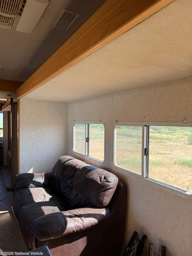 Used 2005 New Horizons Majestic available in Sierra Vista, Arizona