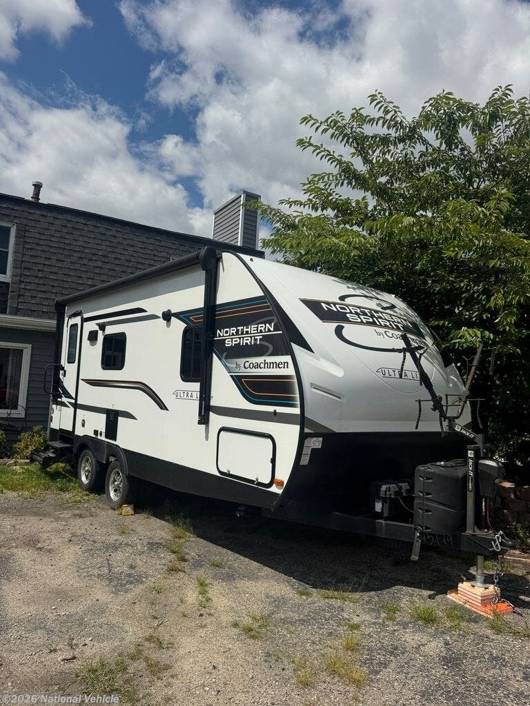 2023 Coachmen Northern Spirit Ultra Lite 1943RB - Used Travel Trailer For Sale by National Vehicle in Harrison Township, Michigan