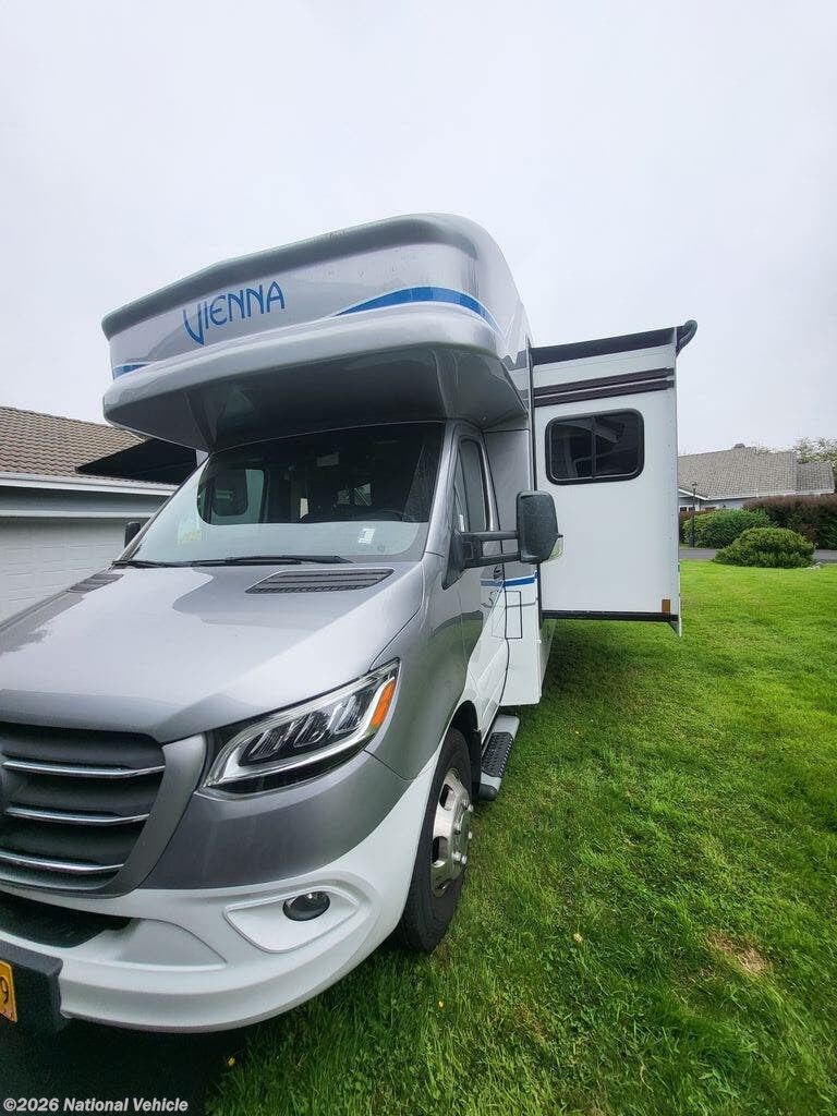 2024 Renegade RV Vienna 25VRMC - Used Class C For Sale by National Vehicle in Brookings, Oregon