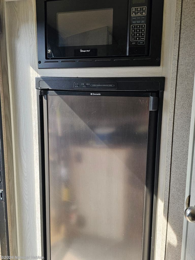 Used 2018 Forest River Flagstaff Micro Lite XLT 19FBS available in Spokane, Washington