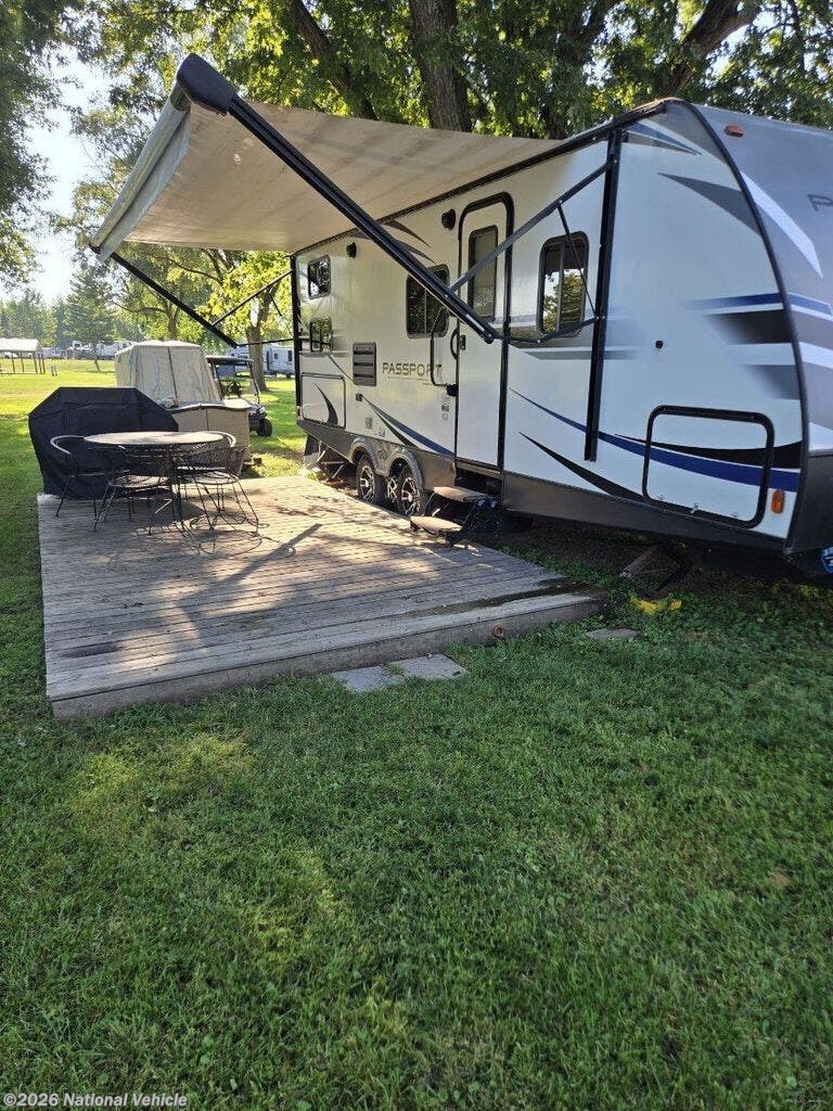 2020 Keystone Passport SL 240BH - Used Travel Trailer For Sale by National Vehicle in Pingree Grove, Illinois
