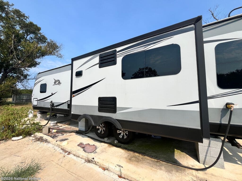 2020 Jayco Jay Flight 32RLOK - Used Travel Trailer For Sale by National Vehicle in Nashville, Arkansas