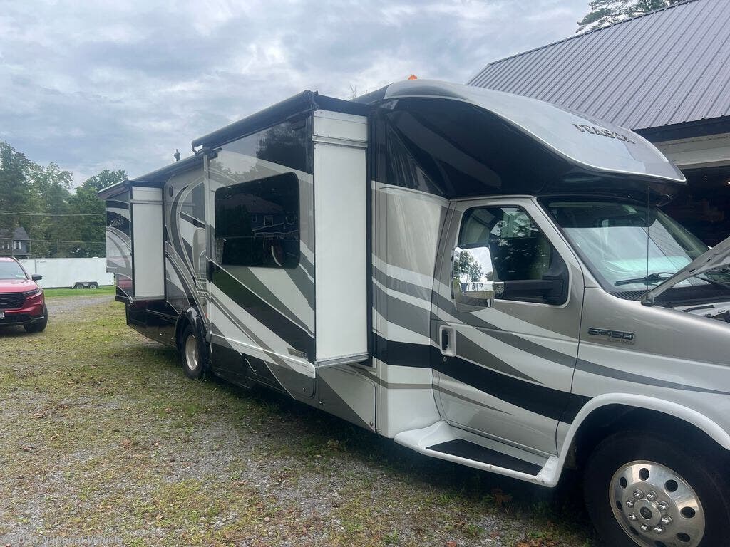 2016 Cambria Itasca  30J by Winnebago from National Vehicle in Constantia, New York
