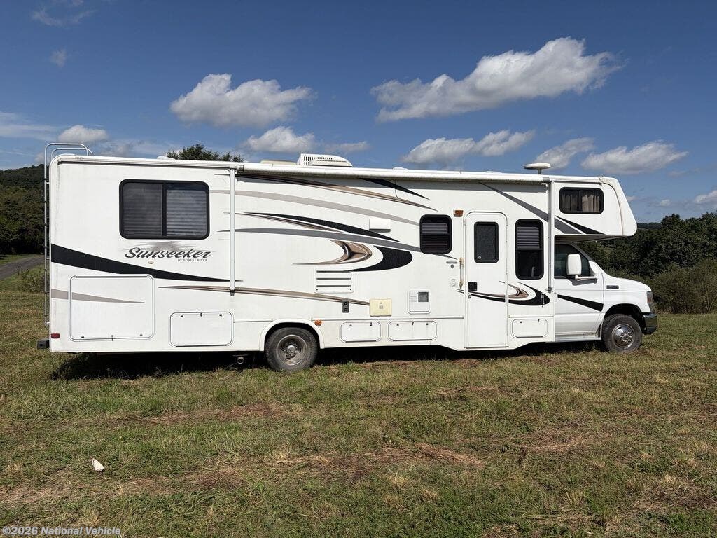 2014 Forest River Sunseeker 3100SS - Used Class C For Sale by National Vehicle in Danville, Pennsylvania