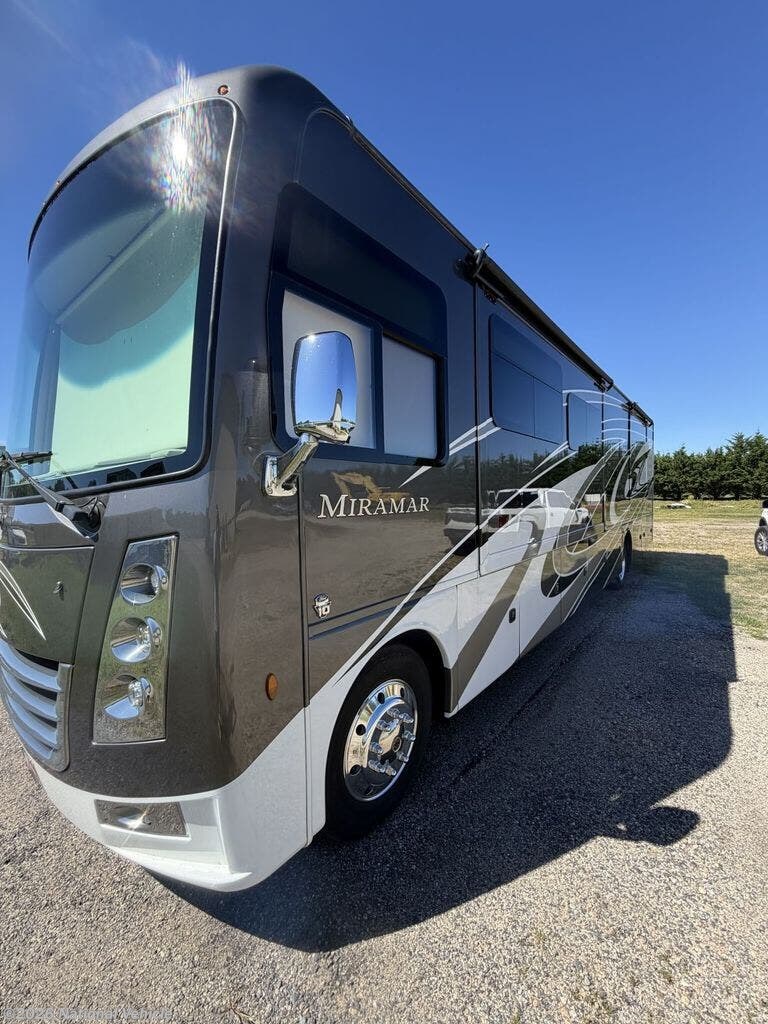 2019 Miramar 37.1 by Thor Motor Coach from National Vehicle in Wakefield, Rhode Island