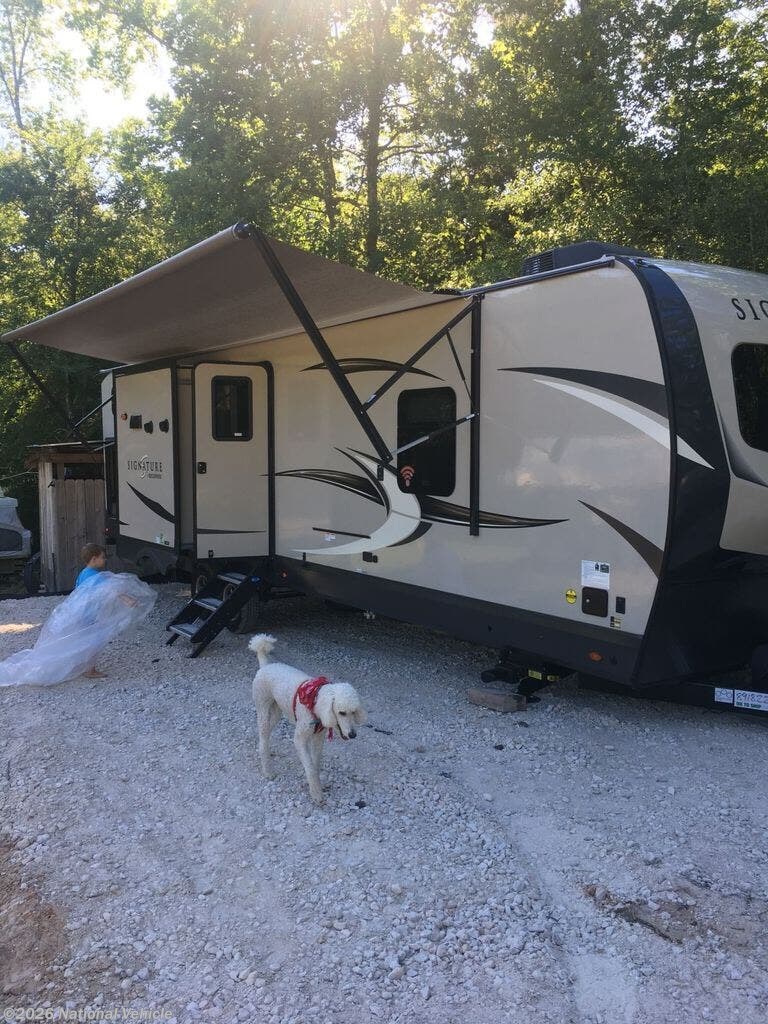 2020 Rockwood Signature 8326BH by Forest River from National Vehicle in Pearland, Texas