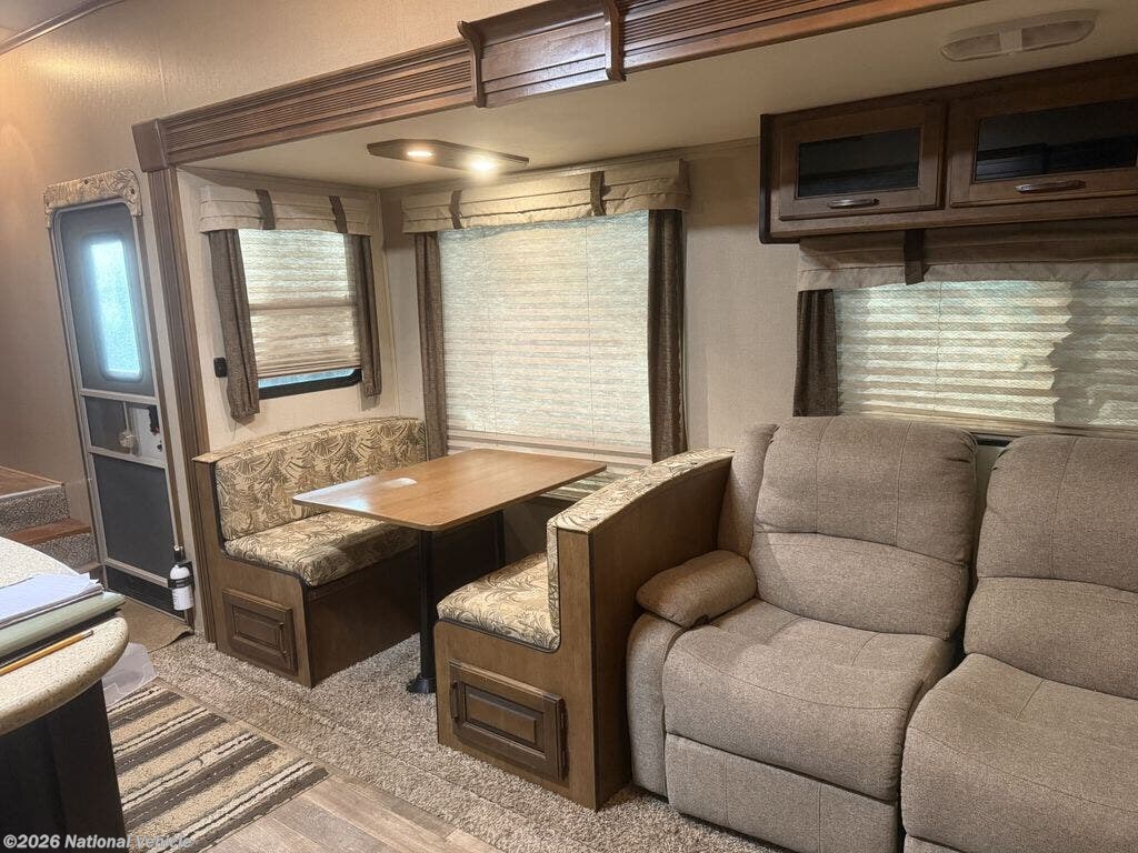 Used 2015 Grand Design Reflection 323BHS available in Baker, Louisiana