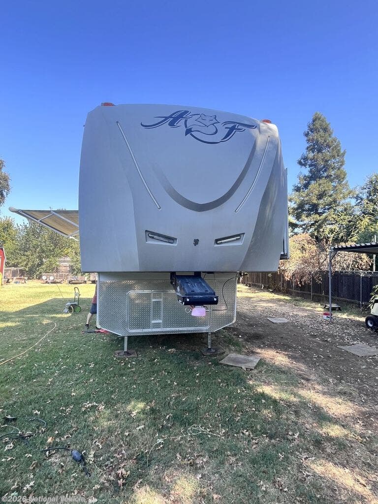 2018 Northwood Arctic Fox Silver Fox 29-5T - Used Travel Trailer For Sale by National Vehicle in Chico, California