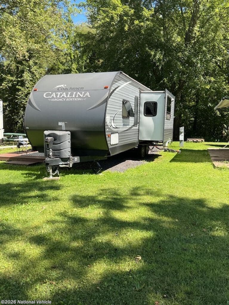 2016 Coachmen Catalina Legacy 233DS - Used Travel Trailer For Sale by National Vehicle in Wolcott, New York