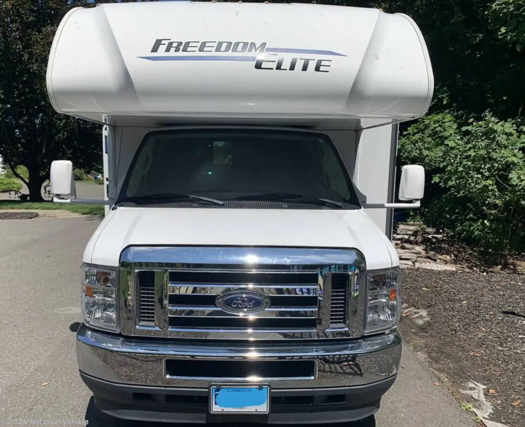 2021 Thor Motor Coach Freedom Elite 30FE - Used Class C For Sale by National Vehicle in Durham, Connecticut