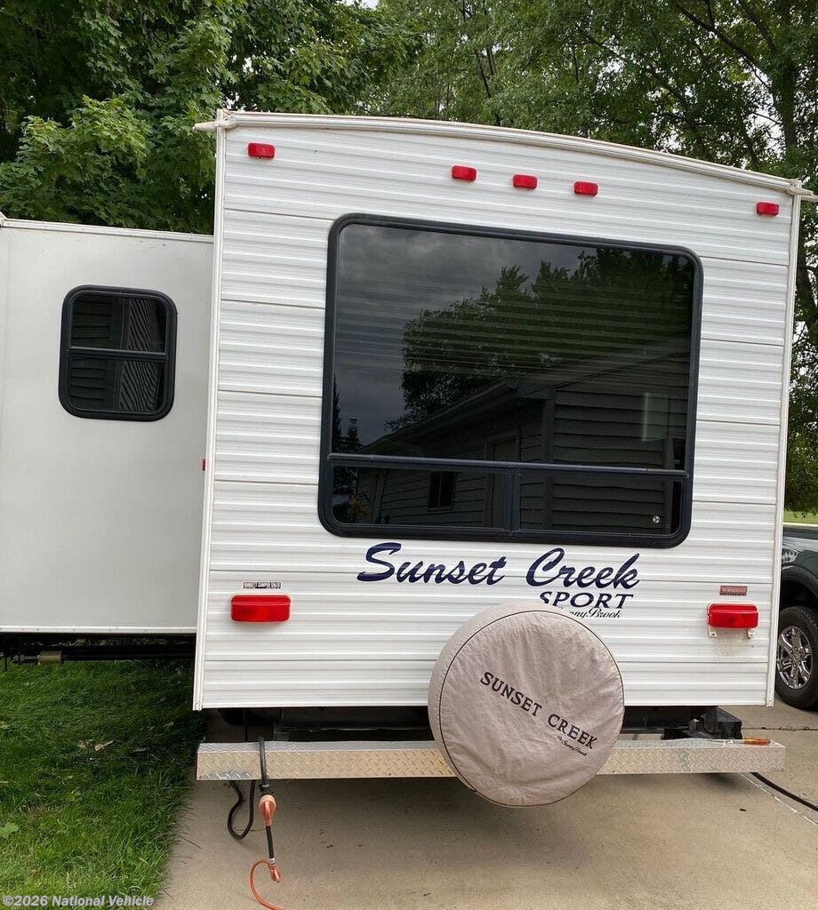 2013 Sunset Creek Sport 267RL by Winnebago from National Vehicle in North Liberty, Iowa