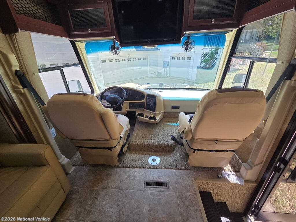 Used 2012 Thor Motor Coach Daybreak 30FS available in Covington, Georgia