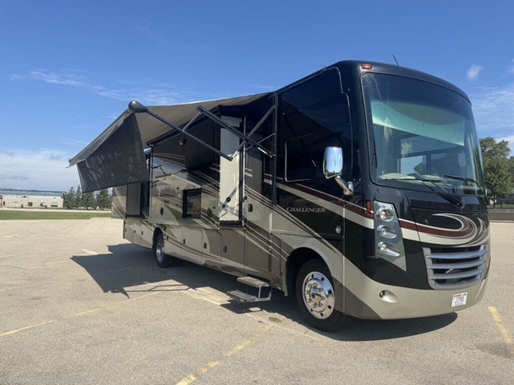 2015 Thor Motor Coach Challenger 37GT - Used Class A For Sale by National Vehicle in Waterford, Wisconsin