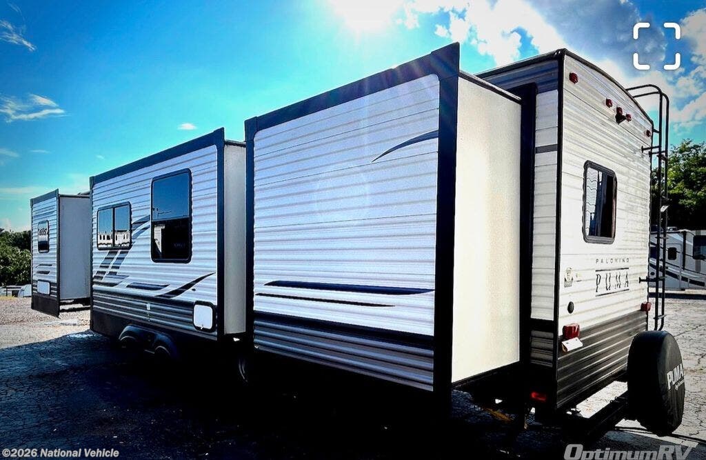 2022 Palomino Puma 32BHFS - Used Travel Trailer For Sale by National Vehicle in Argyle, Texas