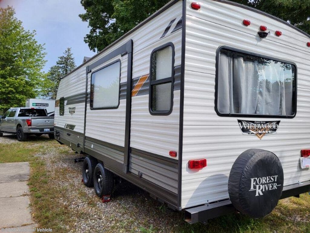 2022 Wildwood X-Lite 24RLXL by Forest River from National Vehicle in Taylor, Michigan