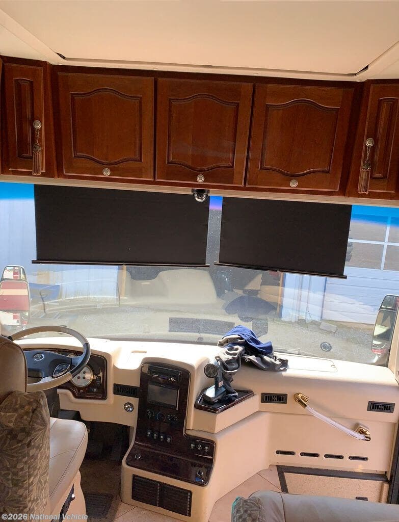 2007 Signature Noble III by Monaco RV from National Vehicle in Canton, Georgia