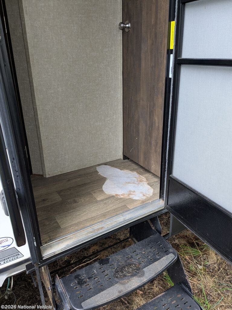 Used 2018 Forest River Vibe Extreme Lite 224RLS available in Muskegon, Michigan