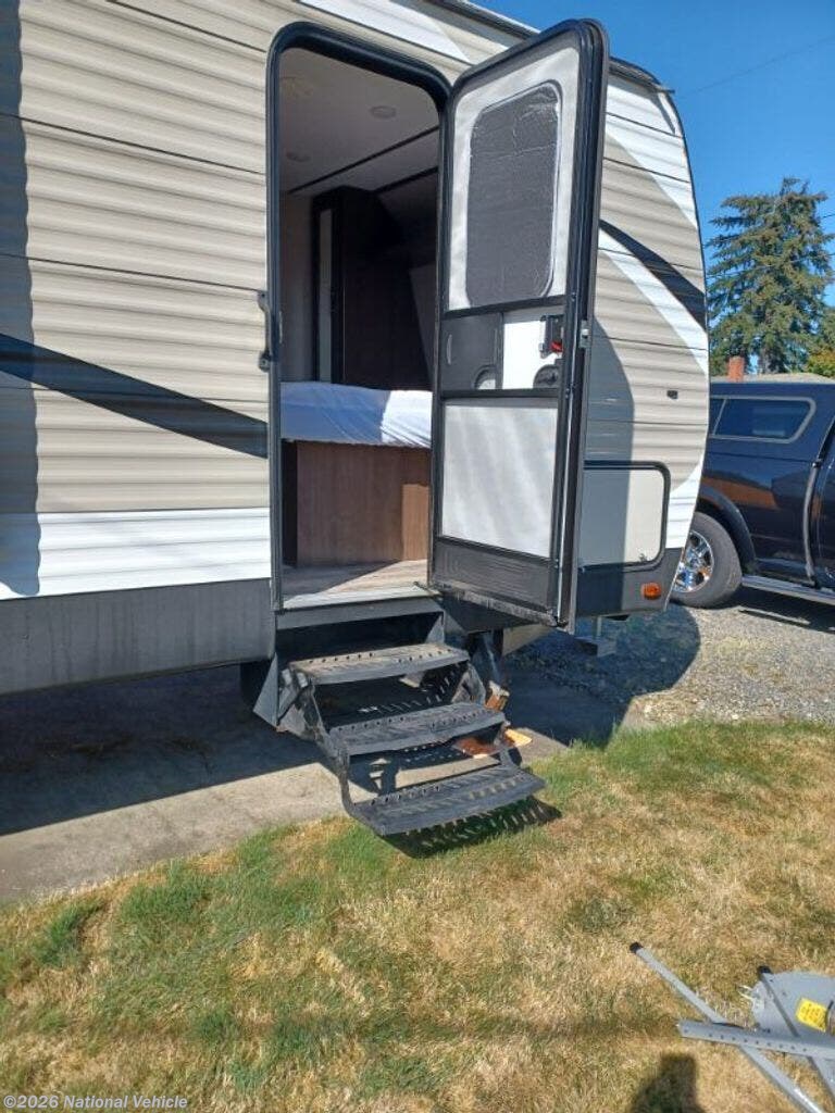 Used 2019 Keystone Hideout 25RKSWE available in Marysville, Washington