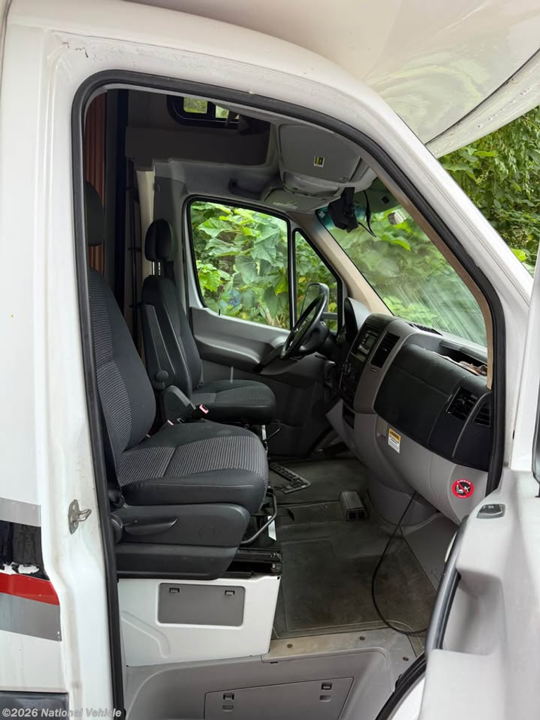 2010 Quest 24L by Fleetwood from National Vehicle in Weston, Massachusetts