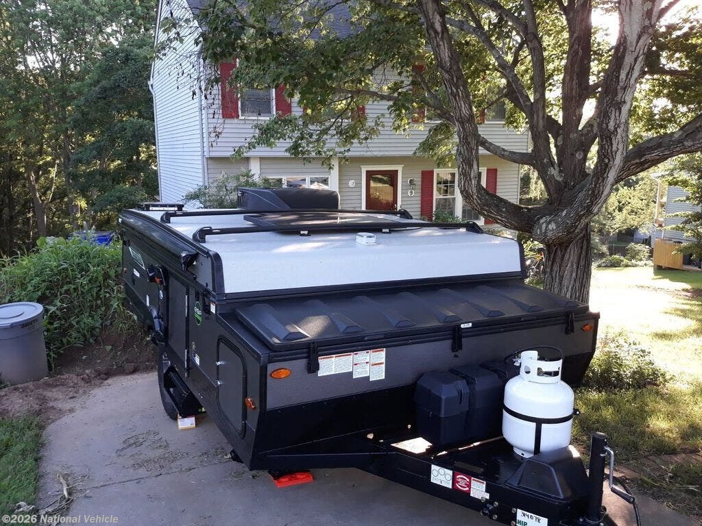 2021 Forest River Rockwood ESP 1910ESP - Used Travel Trailer For Sale by National Vehicle in Middletown, Maryland