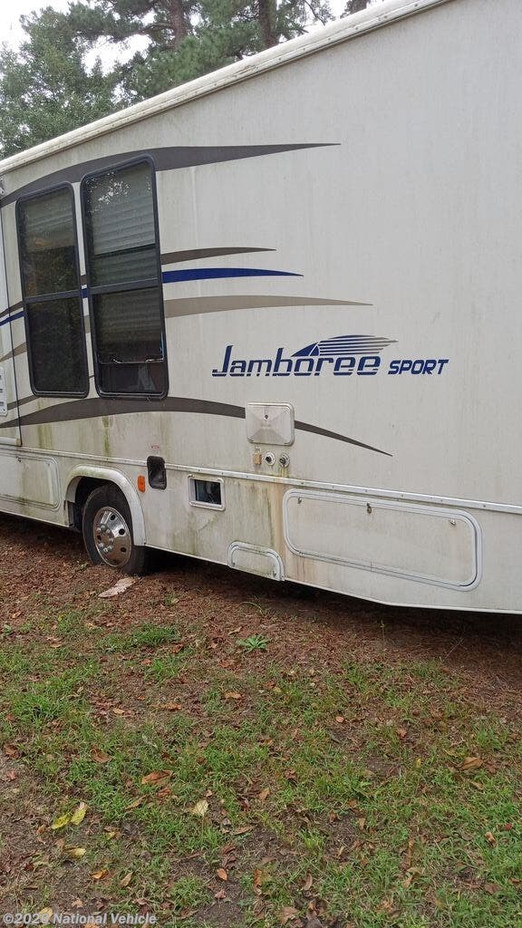 2010 Fleetwood Jamboree 30U - Used Class C For Sale by National Vehicle in Franklin, Virginia