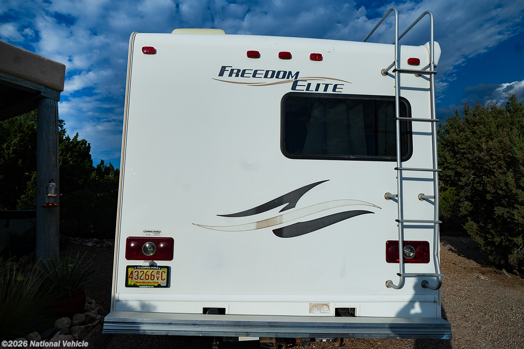 2015 Thor Motor Coach Freedom Elite 22E - Used Class C For Sale by National Vehicle in Santa Fe, New Mexico