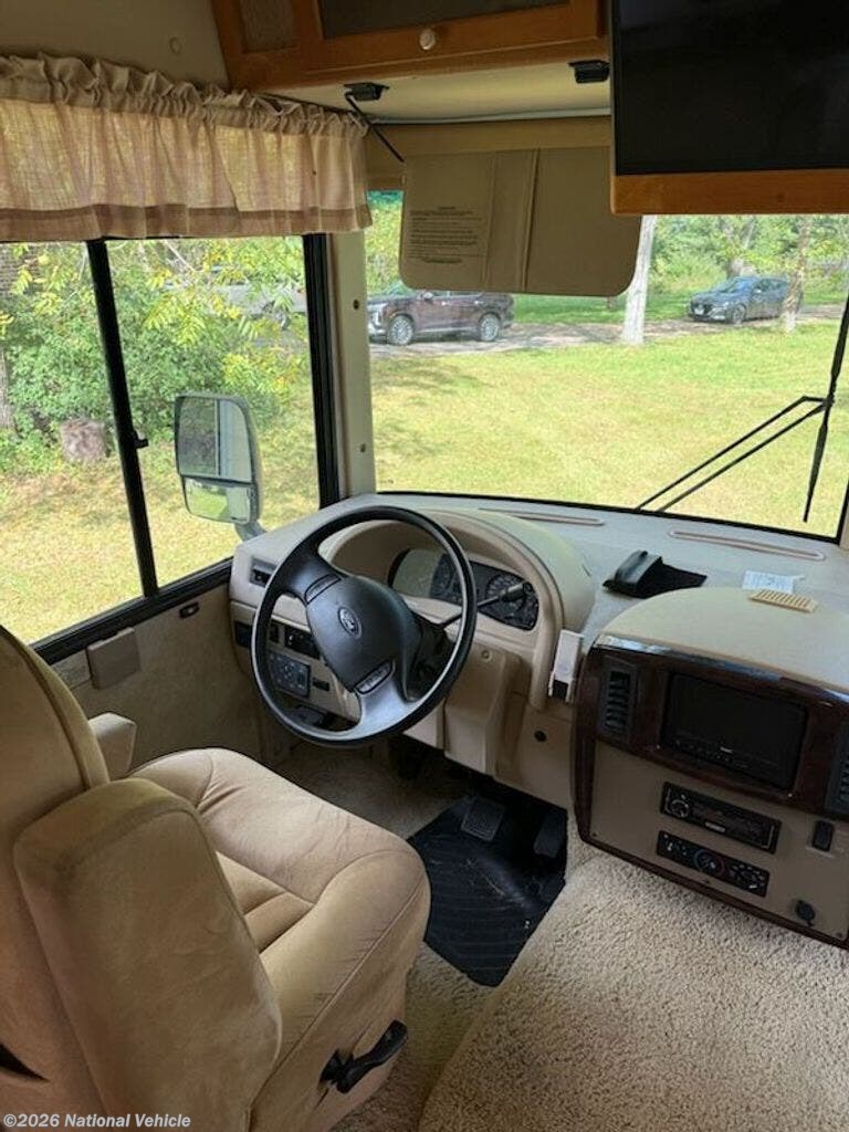 Used 2008 Itasca Sunstar 32K available in Campton Hills, Illinois