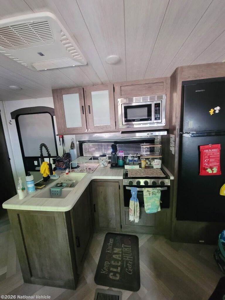Used 2022 Forest River Salem 33TS available in Vineland, New Jersey