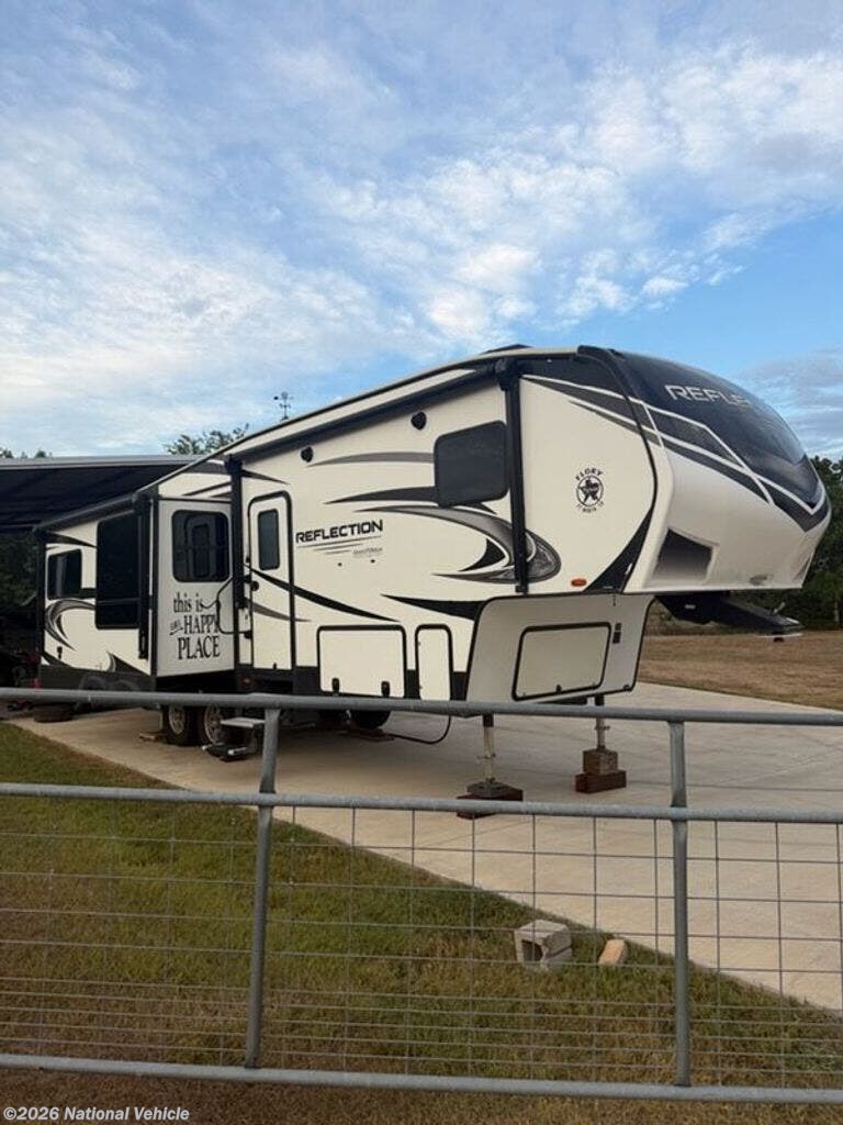 2020 Grand Design Reflection 303RLS - Used Fifth Wheel For Sale by National Vehicle in Azle, Texas