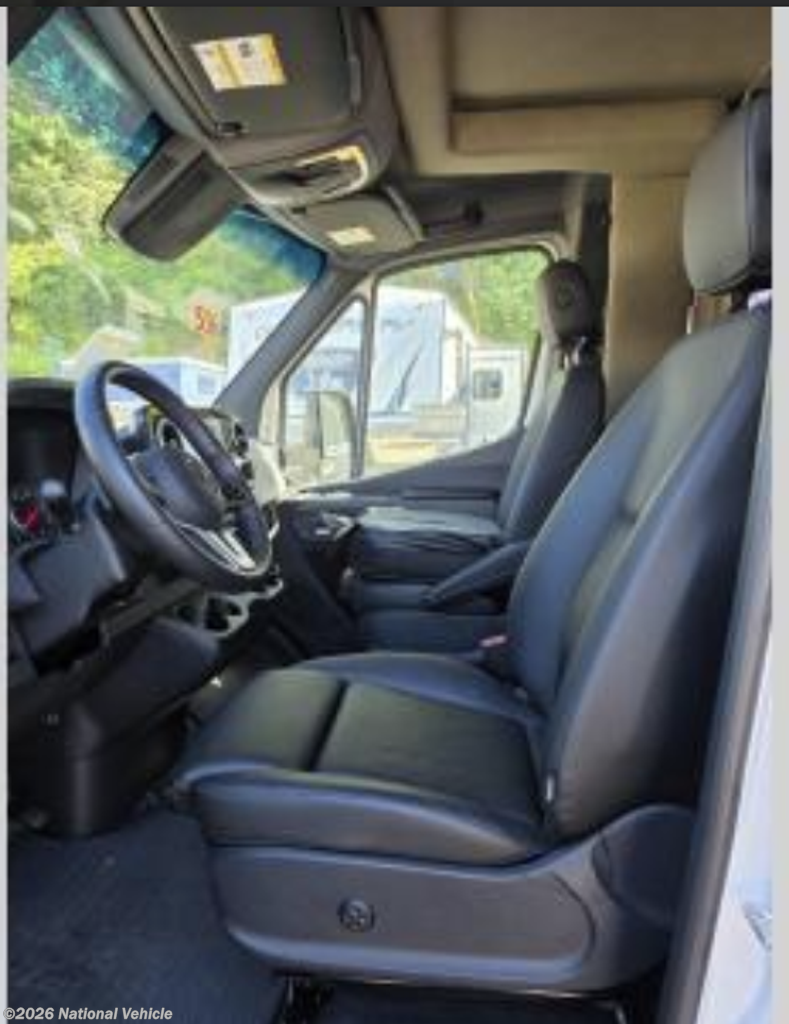 2023 Wayfarer 25LW by Tiffin from National Vehicle in Nashville, Tennessee