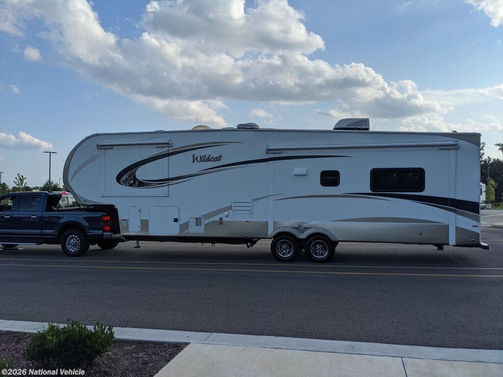 2016 Forest River Wildcat 327CK - Used Fifth Wheel For Sale by National Vehicle in Highland Springs, Virginia