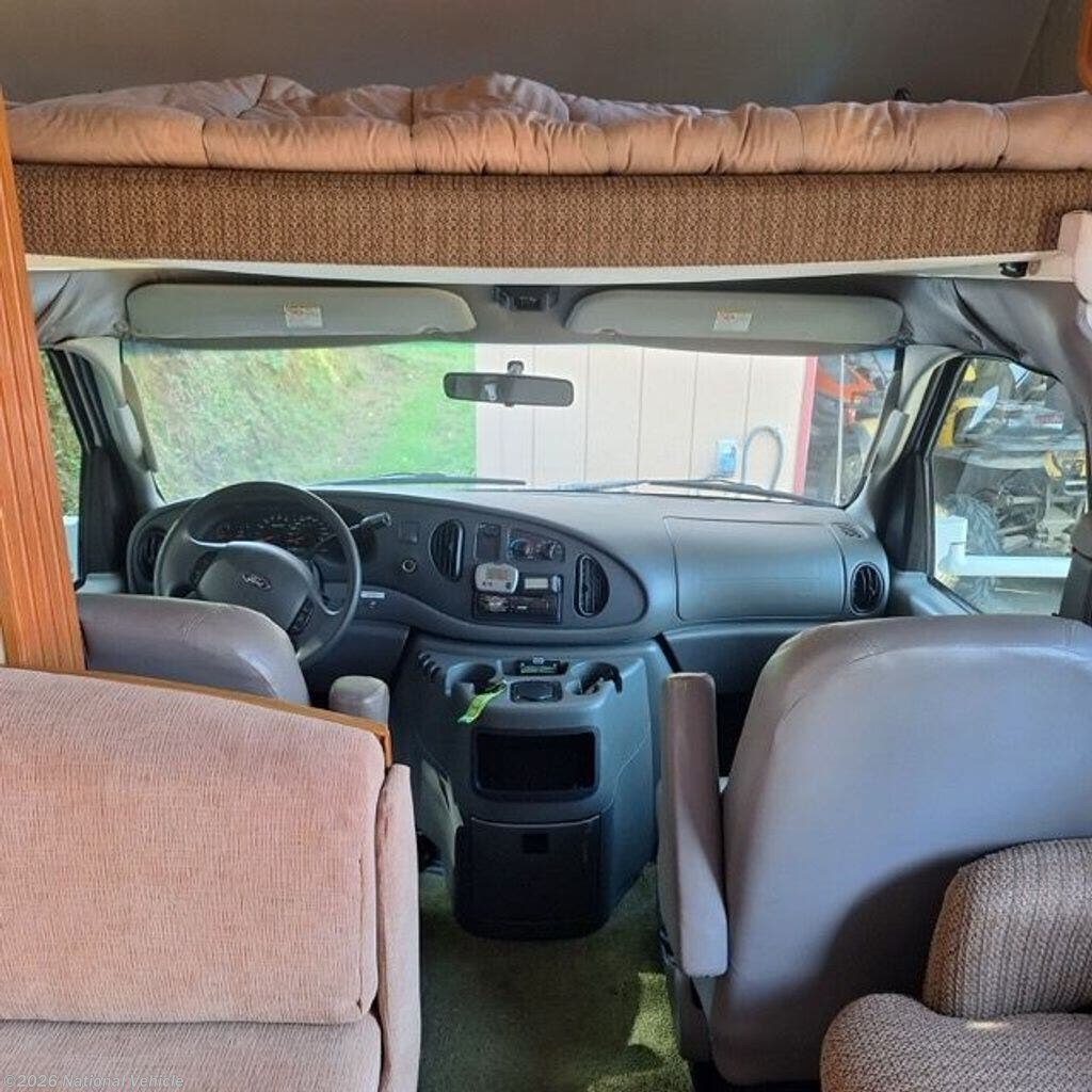 2006 Freelander Deluxe/Premier 2600SO by Coachmen from National Vehicle in Seal Rock, Oregon