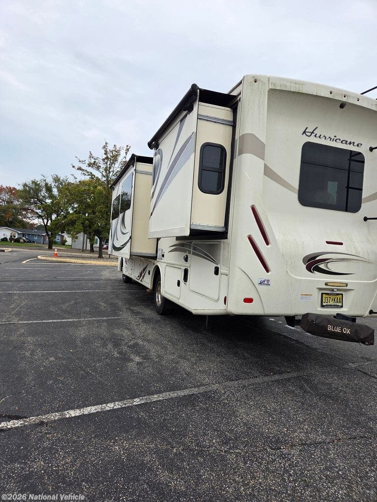 2018 Hurricane 31S by Thor Motor Coach from National Vehicle in Brick, New Jersey