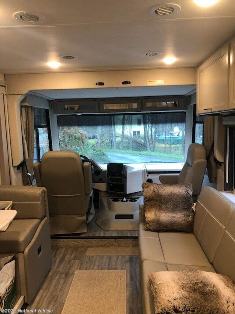 2024 Resonate 29G by Thor Motor Coach from National Vehicle in Clinton, Connecticut
