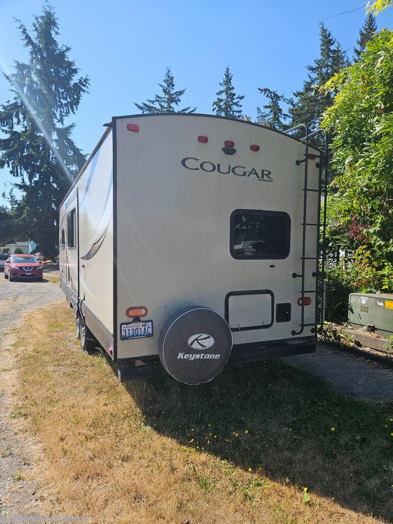 Used 2019 Keystone Cougar 25BHSWE available in Oak Harbor, Washington