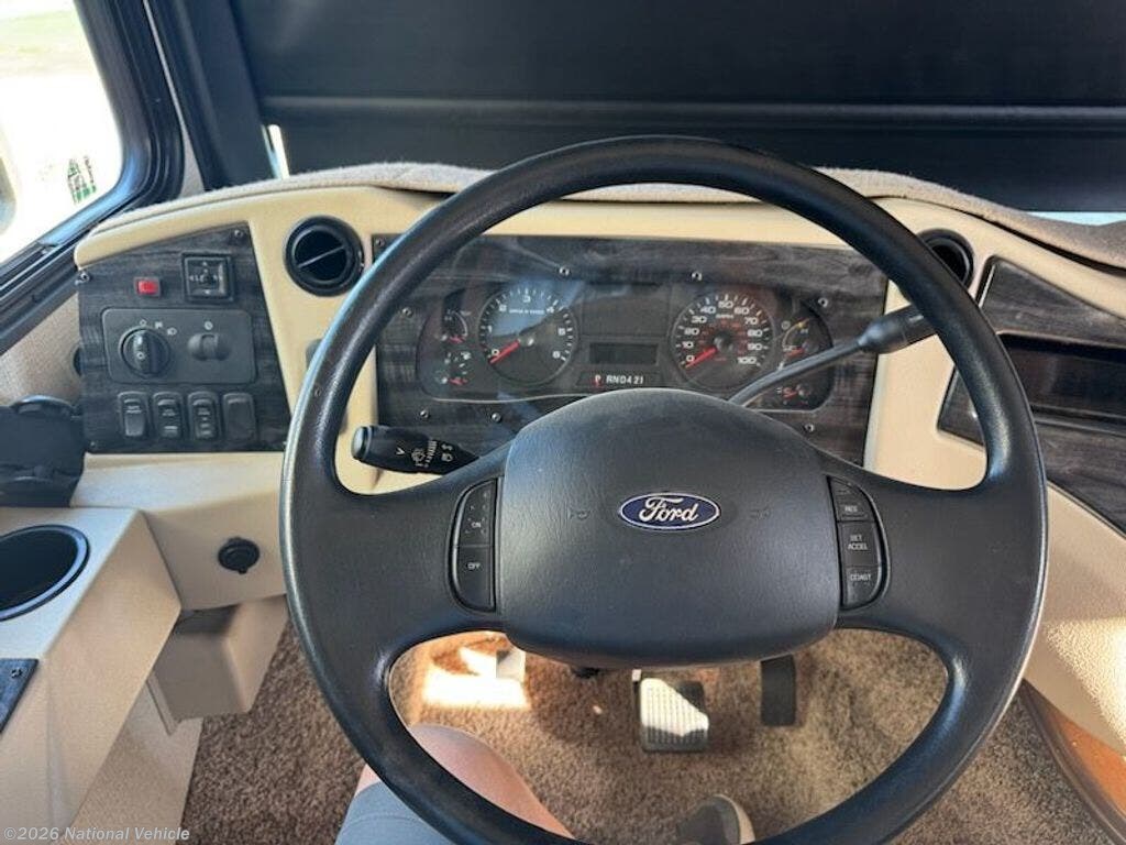2018 Bay Star 3401 by Newmar from National Vehicle in Madera, California