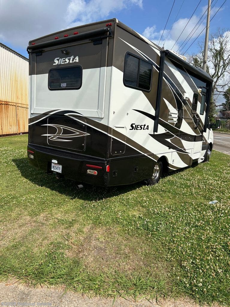 2014 Four Winds Siesta 24SR by Thor Motor Coach from National Vehicle in Lafeyette, Louisiana