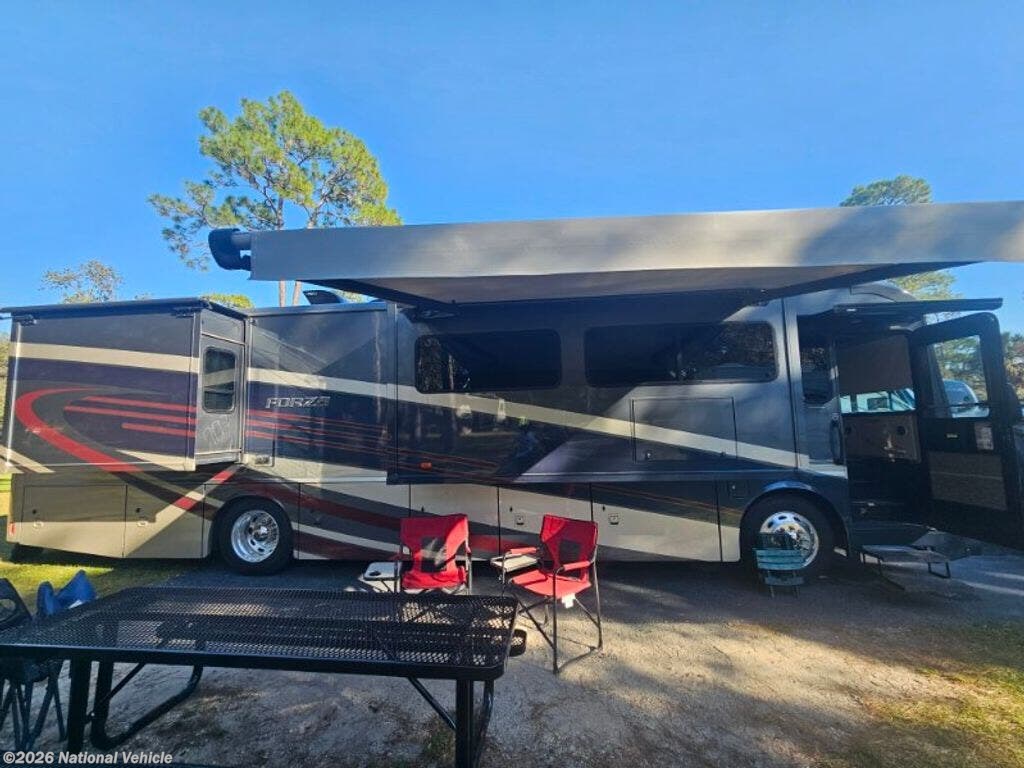 2019 Winnebago Forza 36G - Used Class A For Sale by National Vehicle in Tampa, Florida