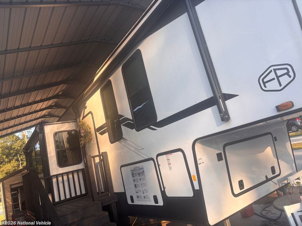 2025 Forest River Sierra 4002FB - Used Fifth Wheel For Sale by National Vehicle in Houston, Texas