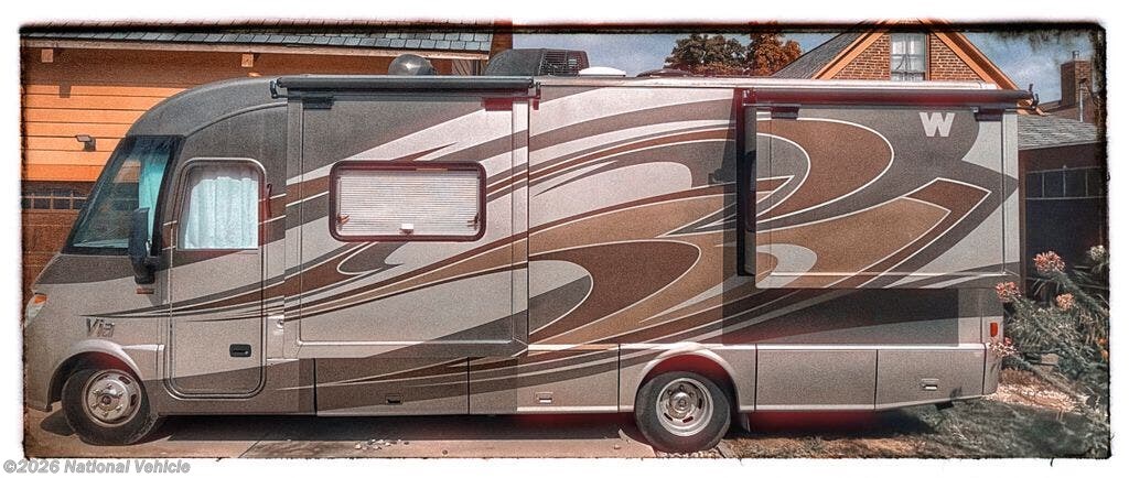 Used 2014 Winnebago Via 25Q available in Anderson, Indiana