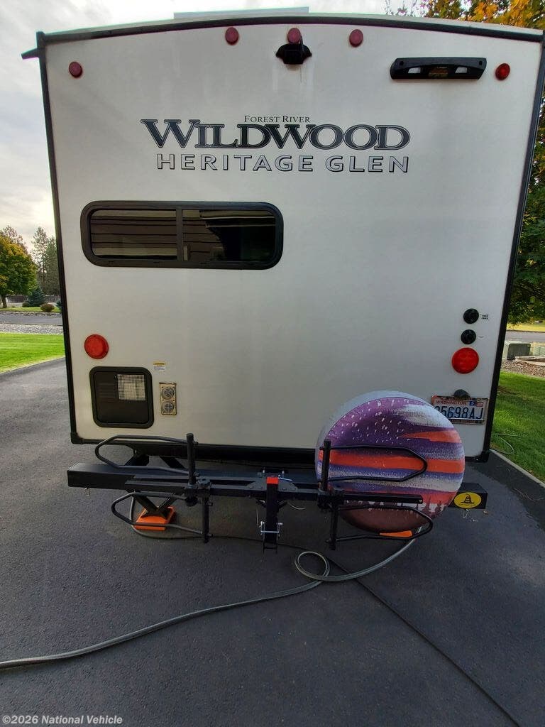 2023 Forest River Wildwood Heritage Glen HL 22RKHL - Used Travel Trailer For Sale by National Vehicle in Nine Mile Falls, Washington
